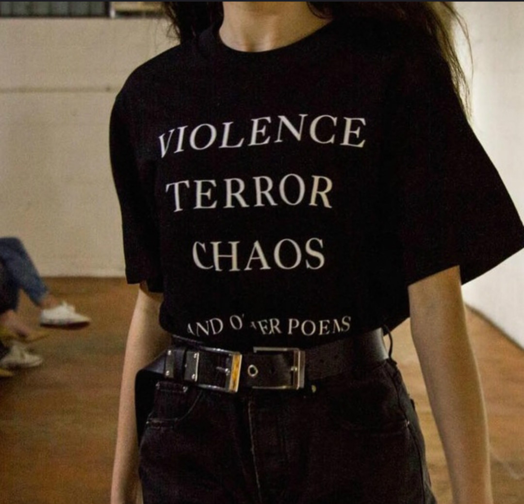 Violence Terror Chaos and Othe - Street Style Fashion Quotes reseña y precio